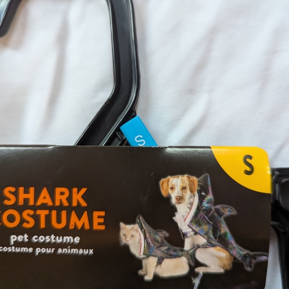 Dog Halloween Shark Costume Size S - Picture 4 of 6